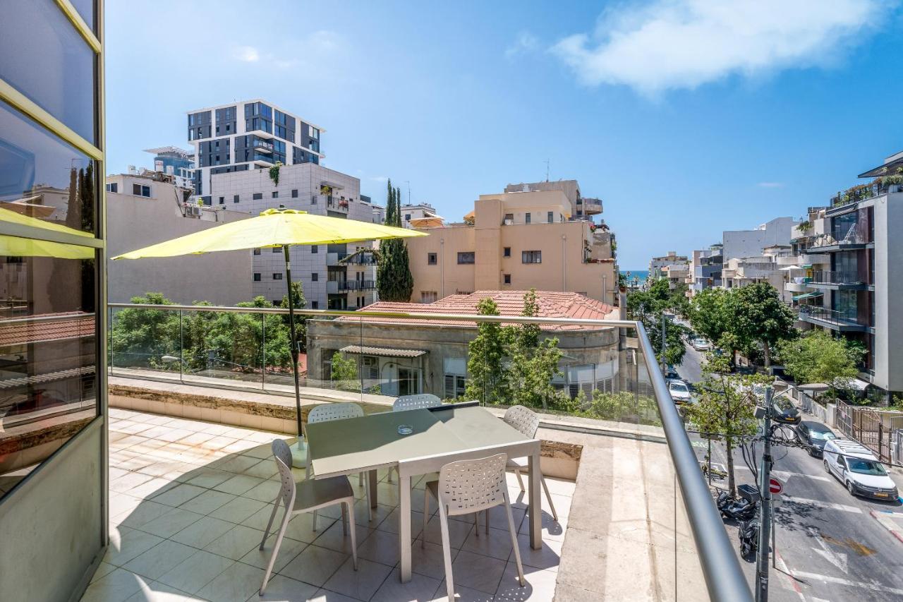 Superbe Apt Avec Terrasse Tres Proche De La Mer ! Tel Aviv Buitenkant foto